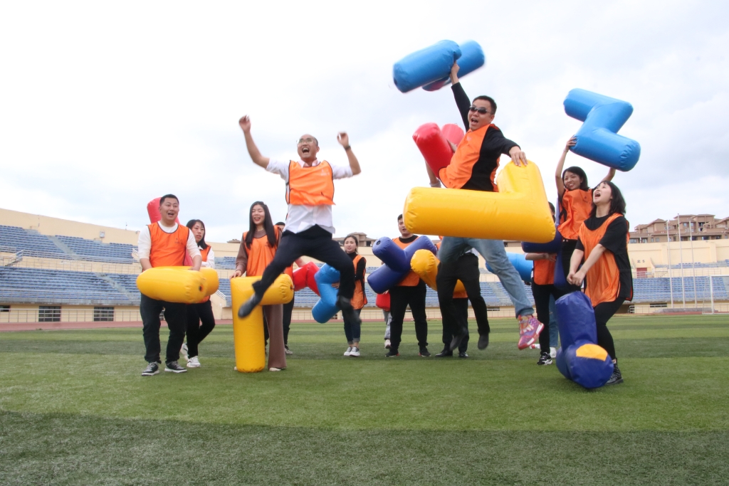 2021年4月26日，，，，，，，，选手俄罗斯方块